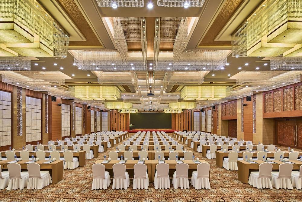 Wanda Realm Xiamen North Bay Hotel Bagian luar foto